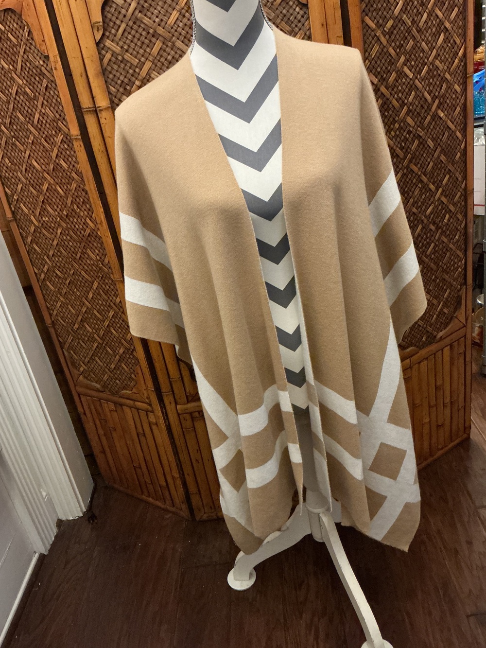 Chico’s S/M Camel Ivory Striped Ruana Poncho Open Front Sweater